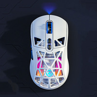 Souris de jeu G17 ergonomique pour droitier, légère, design ajouré, sans fil 2,4 GHz, trois modes, RGB, capteur PMW3325, USB/Type-C, 10000 DPI
