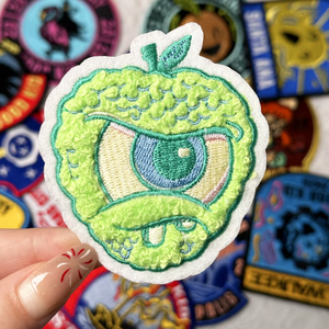 2025 rộng lớn Quà Tặng May Twill vải hot Thiết kế biểu tượng tùy chỉnh sắt trên thêu phù hiệu thêu các bản vá lỗi cho mũ quần áo - Product Image 6