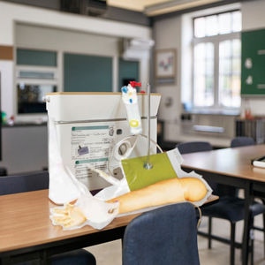 รูปแบบ<span class=keywords><strong>การ</strong></span>ฝึกดูแลเด็กแบบเจาะเส้นเลือดขอดที่แขนของเด็กอายุ<span class=keywords><strong>4</strong></span>ขวบ - Product Image 2