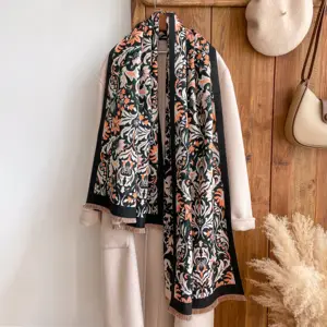 Nuove sciarpe di vendita calda per le donne sciarpa di pashmina alla moda scialli sciarpa fredda calda invernale tessuta floreale di anacardi etnici