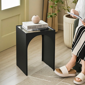 Table d'appoint géométrique minimaliste moderne en métal, petite table basse pour salon, accessoire de mobilier domestique populaire - Product Image 3
