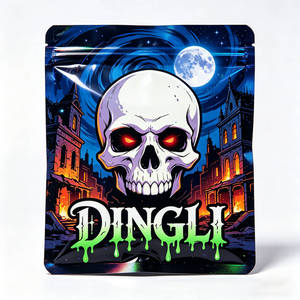 Bolsa Mylar con Cierre Hermético a Prueba de Olores, Certificada 16 CFR 1700.20, Resistente a Niños, Color Negro Mate, con Logotipo Personalizado, 3.5g 7g, para Gomitas - Product Image 2