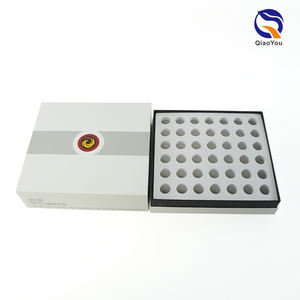 Caja de Embalaje de Cartón Blanco con Inserto de Espuma para Botella Rígida de 5 ml con Tapa y Base Personalizadas, para Set de Regalo de Aceites Esenciales - Product Image 1