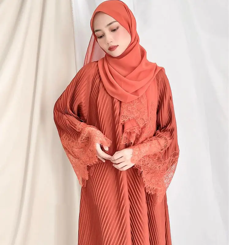 Mode personnalisée couleur unie plissée Abaya islamique avec manches en dentelle florale Hijab Niqab Khimar vêtements musulmans