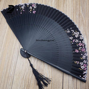 Vuelos dar de bambú ventilador plegable - Product Image 1