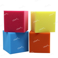 Cubes de mousse pour fosse à trampoline en peluche de couleur personnalisée en gros, blocs de mousse haute densité pour fosse à trampoline