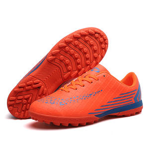 Chaussures de football pour femmes et hommes, baskets basses antidérapantes, entraînement de football, durables, légères, amorties, empeigne en mesh, semelle intermédiaire en EVA - Product Image 4