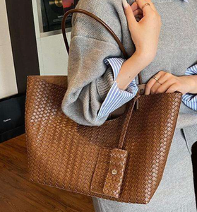 กระเป๋าหนัง PU ทอขนาดใหญ่สำหรับผู้หญิง กระเป๋าสะพายไหล่เดี่ยวแบบลำลองสำหรับแม่และลูก กระเป๋าถือสไตล์เรโทรระดับไฮเอนด์ กระเป๋าโท้ท - Product Image 2