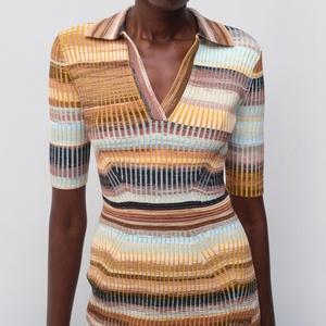 Robe asymétrique douce en maille côtelée extensible, ornée de rayures multicolores, tendance - Product Image 6