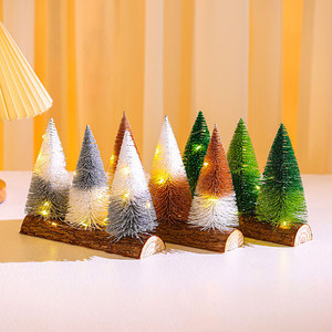 Adorno Navideño Creativo de Escritorio en Dos Tonos Rosa Brillante, Mini Árbol de Navidad Decorativo - Product Image 2