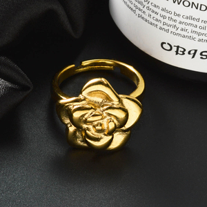 Anillos o alianzas de boda de acero inoxidable chapados en oro de 18 quilates de moda para mujer - Product Image 5