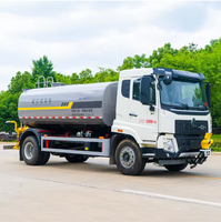 Camion-citerne à eau HOWO de 15 000 litres