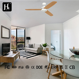 Modern high-quality <b>ceiling</b> fan, 44 inches, 3 plywood blades, DC motor <b>ceiling</b> fan with <b>light</b> and <b>remote</b> <b>control</b> - Product Image 3