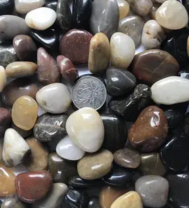 Pedras do rio natural alta polida pebbles