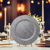Conseil de charge en plastique PP durable de 13 pouces Décoration de table de mariage élégante Plats et assiettes de haute qualité