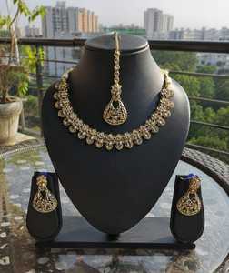 Ensemble de colliers choker de luxe Mint Gan Kundan, digne d'un bijou de mariée traditionnel Statermont & Masing Fikka. - Product Image 5