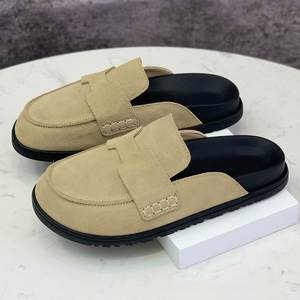 Pantuflas de Diseño de Lujo 2025, de Cuero Genuino, Punta Cerrada, Suela Gruesa, Estilo Tacón Alto, Forro de Piel, con Cintas, para Uso en el Hogar - Product Image 1