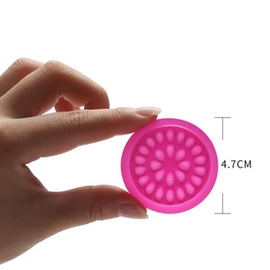 Flower Shape PVC Eyelash Glue Holder Tray Portable <b>Adhesive</b> Plate for <b>Lash</b> Extension Tools - Product Image 6