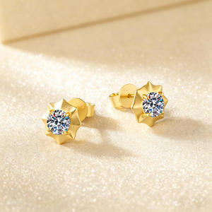 Pendientes de Girasol con Certificado GRA, Chapados en Oro, Plata de Ley S925, Corte Brillante D VVS1, Moissanita de 0.5CT, Modernos para Mujer - Product Image 5