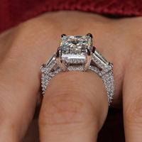 Anillo de Compromiso con Diamante Cultivado en Laboratorio CVD/HPHT, Corte Esmeralda de 0.5-3CT, Tres Piedras con Banda Pavé, Certificado IGI, Oro Blanco Sólido de 14K/18K
