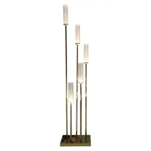 Stylish for Home Decorative Tabletop decor Silver Color Modern design Metal Holder Lantern & Candle Holders