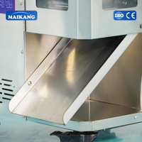 Industriële automatische vlees snij- en raspmachine voor grote cateringindustrie, productie van gehaktballen, capaciteit 350 kg