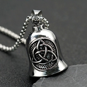 Nouveau Pendentif Moto Rétro Viking Punk en Acier Inoxydable Jésus le Bon Pasteur Portant une Cloche de Gardien - Product Image 4