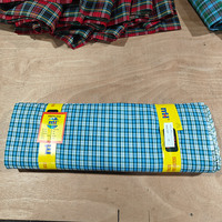 Tela a Cuadros Gingham 100% Poliéster al por Mayor, Tela a Cuadros para Uniformes Escolares, Estilo Liso para Forro de Bolsas y Cortinas