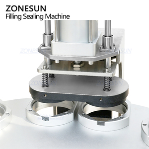 Machine de remplissage, scellage et pressage automatique de pots en plastique pour yaourt, confiture de fruits et pâtes, modèle ZONESUN ZS-AFS02R, avec pompe à piston rotative monobloc. - Product Image 6