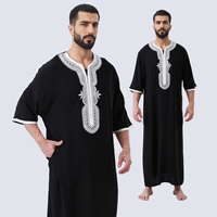 Thobe de luxe noir à manches courtes pour homme, broderie ethnique blanche, Jubba musulmane, Kaftan arabe, Vêtements islamiques, Robe pour homme, Prix de gros