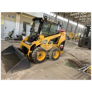 La cargadora de dirección deslizante Cat 246D 226B de segunda mano tiene menos horas de trabajo, está en buen estado original y ofrece una excelente relación calidad-precio. - Product Image 3