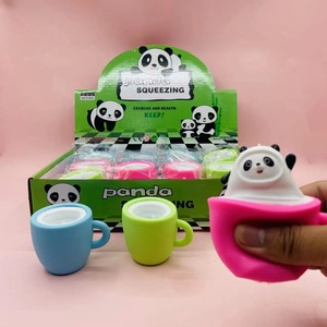 Funboxes Transfronterizos: Juguete Antiestrés de Material TPR con Formas de Animales (Ratón, Conejo, Pollo, Dinosaurio) <span class=keywords><strong>y</strong></span> <span class=keywords><strong>Queso</strong></span>, Zanahoria, Jaula <span class=keywords><strong>y</strong></span> Taza de Compresión - Product Image 6