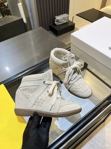 Baskets montantes décontractées pour femme en daim à talon compensé dissimulé, perforées, à lacets, style rétro et plateforme, pour le quotidien - Product Image 4