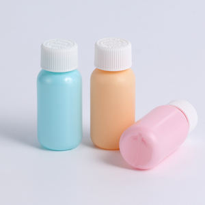 <span class=keywords><strong>Logo</strong></span> personalizzato materiale PE Packaging cosmetico 30ml profumo Shampoo crema bottiglie tappo a vite pompa spruzzatore colore personalizzato - Product Image 1