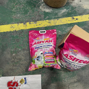 Savon à <span class=keywords><strong>lessive</strong></span> <span class=keywords><strong>en</strong></span> <span class=keywords><strong>poudre</strong></span> <span class=keywords><strong>en</strong></span> gros pour le commerce extérieur, sacs de 5 kg, parfum floral, forte décontamination, lavage à domicile abordable - Product Image 4
