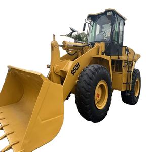 Chargeuse sur pneus CAT 950GC d'occasion 2023, robuste, avec une charge utile de 5 tonnes, pour des opérations flexibles - Product Image 1