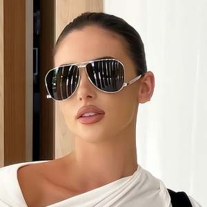 Lunettes de soleil pilote rétro 2025 tendance pour hommes et femmes, en alliage, protection UV400, grande monture, double pont, idéales pour la conduite - Product Image 2