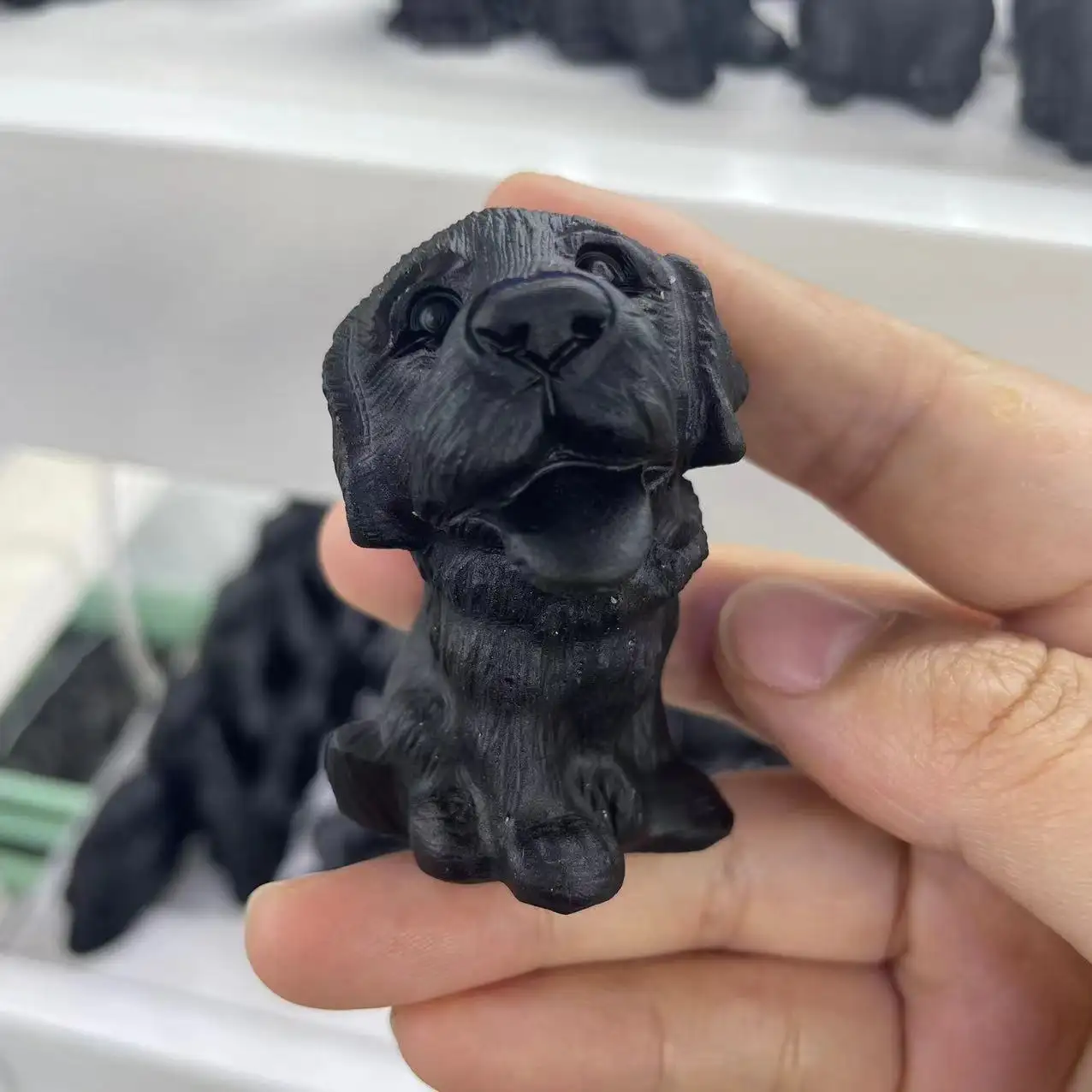 Nouveaux envies d'animaux obsidienne naturelle chiot pierre de guérison sculpté cristal animaux sculptures obsidienne chiens
