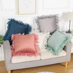 Vente en gros de housse de coussin en velours de couleur unie de style simple taie d'oreiller de canapé avec plume pour la maison ou l'hôtel