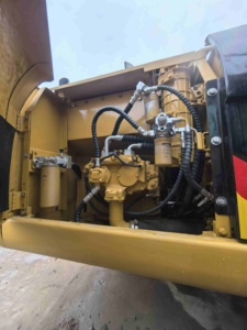 รถขุดมือสอง Caterpillar 320d (รุ่นปี 2016) สำหรับ 320d2/320dl พร้อมชุดปั๊มหลักสำคัญ ใช้งานมาแล้ว 2001-4000 ชั่วโมง ขาย - Product Image 5