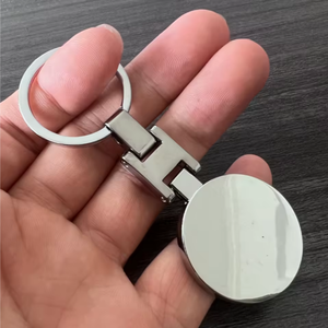 Llavero de Metal con Diseño de Coche de Dibujos Animados Vintage, Hebilla en H Impermeable de Aleación de Zinc, Letrero Metálico Esmaltado con Impresión Offset - Product Image 4