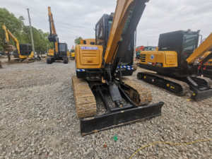 Excavadora Pequeña Sany 60C de 6 Toneladas Usada con Válvula Hidráulica Kawasaki y Capacidad de Cucharón de 0.4m - Product Image 4