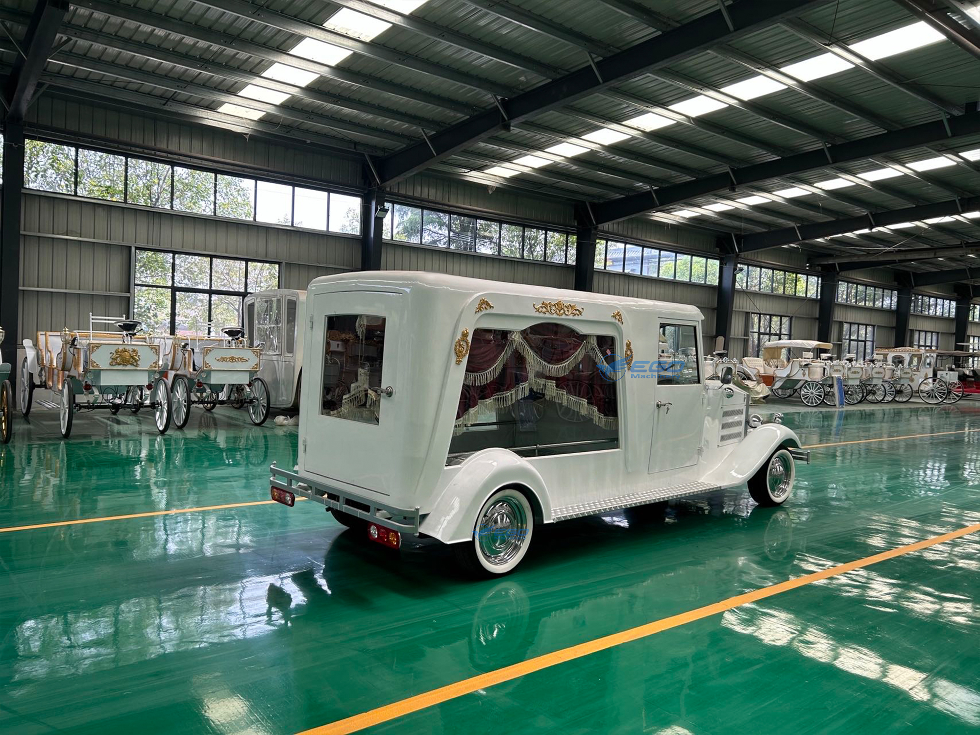 What is the Car That Carries Coffins: Unveiling the Hearse Mystery