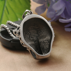 ยูนิคจี้รูปสัตว์เสือดาว สแตนเลสสตีล ตาสีเขียว สร้อยคอผู้ชาย รุ่น 27003 - Product Image 2