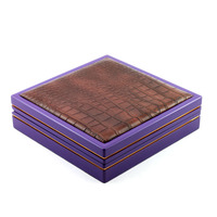 Boîte à bijoux en cuir texturé crocodile violet, boîte cadeau personnalisée à charnières avec doublure en velours beige pour collier et boucles d'oreilles