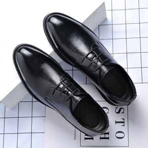 Chaussures en cuir formelles pour hommes, style britannique, nouvelle collection 2026, vente chaude, décontractées, à semelle souple, vintage, pour mariages et costumes de marié - Product Image 1