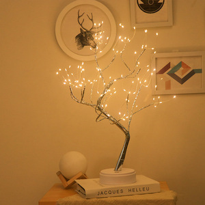 <span class=keywords><strong>HOMCOM</strong></span> Arbre <span class=keywords><strong>de</strong></span> <span class=keywords><strong>Noël</strong></span> Lumineux sur Pied à LED Blanc Chaud, 96 LED, Utilisation Intérieure, 180 cm, Décoration <span class=keywords><strong>de</strong></span> <span class=keywords><strong>Noël</strong></span> pour Chambre et Maison - Product Image 4