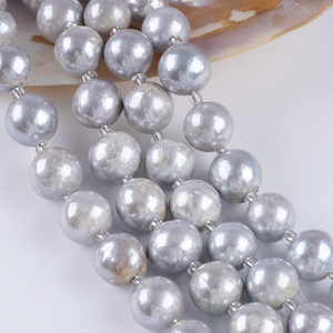 Vente en gros de cordon pour bracelet DIY de 18 cm, perles Edison brillantes plaquées huile de 13-15 mm, perles d'eau douce blanches naturelles, styles dispersés - Product Image 1