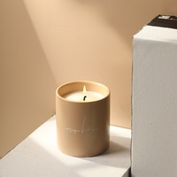 Personnalisation en gros de tasses en céramique de différentes couleurs boîtes de parfum bougies à la mode luxe bougies en cire de soja prix de cadeau