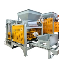 Machine à mouler des briques en ciment QT4-15 pour la production polyvalente de blocs de béton dans les usines de fabrication de matériaux de construction